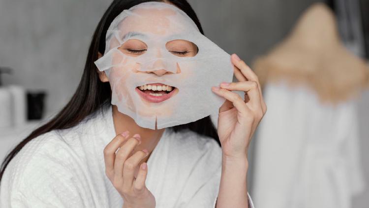 Day Cream vs. Night Cream vs. Overnight Mask: What's the Difference?